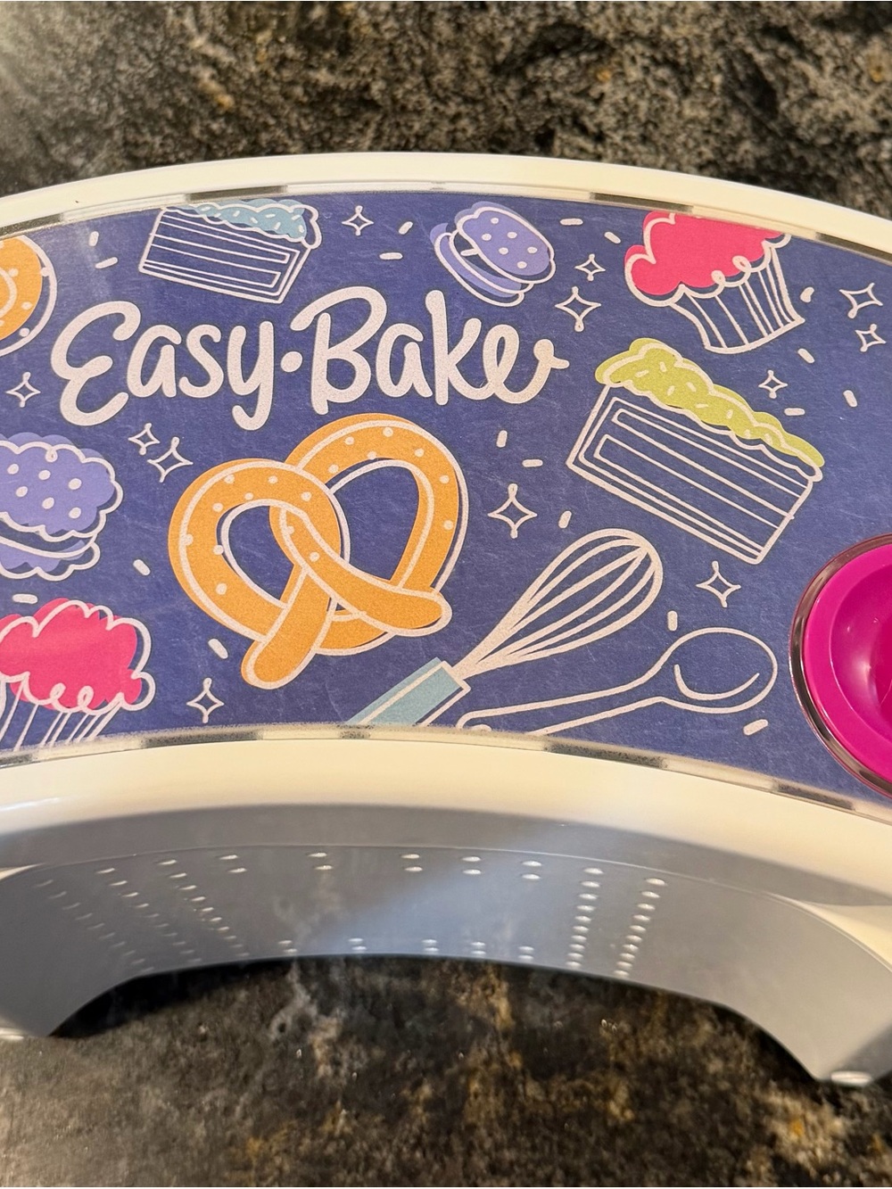 Hasbro Easy-Bake Toy Oven in Purple, Pink, Yellow, Blue